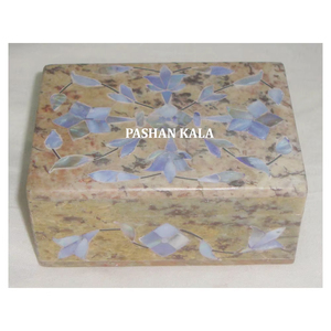 Belle boîte à bijoux de forme rectangulaire en pierre ollaire naturelle faite à la main bleu nacre incrustée pour la décoration de la maison et le but de cadeau - Product Image 1