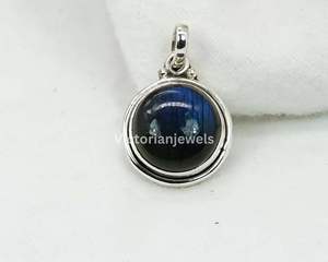 925 argent sterling massif mois de novembre pierre de naissance Labradorite avec cadre de lunette pendentif à breloque de forme ronde - Product Image 3