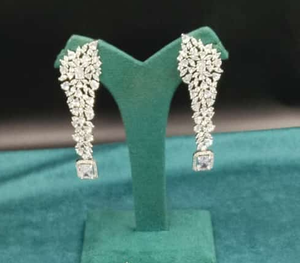 Exclusivo diseñador moderno latón joyería conjunto diamantes americanos flor patrón pendientes collar cobre principales fiestas especiales - Product Image 5