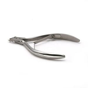 Cortaúñas Profesional de Acero Inoxidable, Herramienta de Manicura Curva para Eliminar Callos y Cutículas - Product Image 2