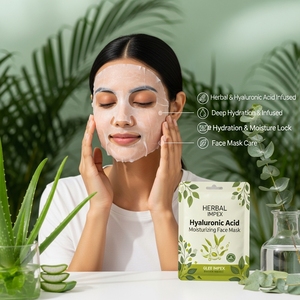 แผ่นมาส์กหน้า Glee Impex ไฮยาลูรอนิค แอซิด บำรุงผิวชุ่มชื้นและเติมน้ำลึก สำหรับทุกสภาพผิว กลิ่นสมุนไพรอ่อนโยน ขนาดทดลอง - Product Image 2