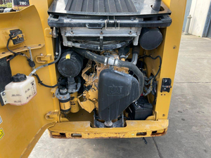 Skid steer loader Caterpillar 216B3 Diesel for sale - Product Image 6