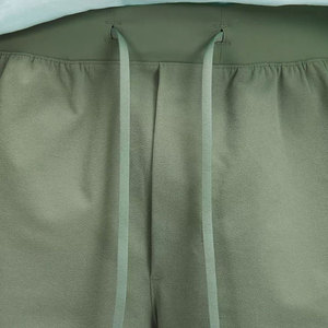 Pantalones cortos de cintura media para hombre de diseño personalizado servicio OEM al por mayor nueva llegada 100% algodón estilo callejero patrón sólido transpirable - Product Image 4