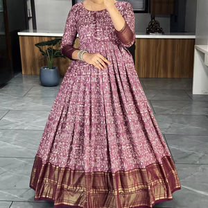 El último vestido de Anarkali de trabajo de seda estampado de algodón de diseñador por Fab Zone - Product Image 1