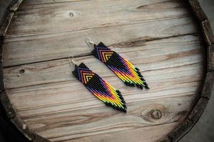 Boucles d'oreilles brodées de perles ethniques Boho faites à la main pour femmes Style classique avec perle comme pierre principale pour la Saint-Valentin - Product Image 6