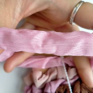 Tendance Écologique Cheveux Chouchous Doux Bande De Cheveux Bonne Élasticité Emballage Personnalisé Accessoires De Cheveux Sans Plis - Product Image 4