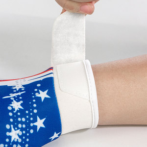 Guantes de Fútbol Americano Personalizados Ecológicos de Alta Calidad para Receptores, Diseño de Dedos Completos, Agarre de Látex, Colores y Logotipo Personalizables - Product Image 2