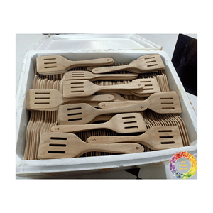 Cuchara de madera en forma de corazón, materiales de madera de nogal de alta calidad, cuchara de Acacia de larga durabilidad de grado Premium para decoración de bebidas - Product Image 3