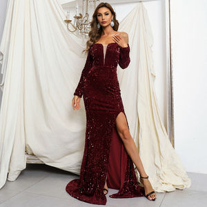 Vestido de Gala Blair de Satén con Hombros Descubiertos, Cintura Natural, Técnicas de Crochet, Decoración de Flores de Perlas y Pedrería en Capas para Fiesta de Graduación - Product Image 1