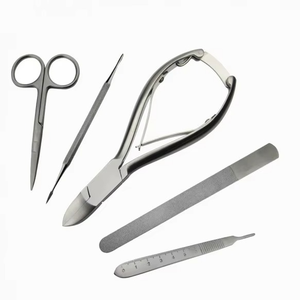 Kit de herramientas de podología de belleza con cortaúñas cóncavos tipo flecha y tipo llama, lima de acero y sonda - Product Image 2