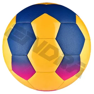 Pelota de fútbol inflable, 30 paneles de tamaño 3, 4 y 5, pelota de fútbol de espuma de PVC cosida para recreación - Product Image 1