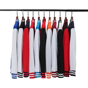 Chaqueta de béisbol de algodón para hombre al por mayor, ropa de equipo universitario, cuello de solapa con logotipo personalizado bordado, cierre de botón cubierto, acabado - Product Image 4