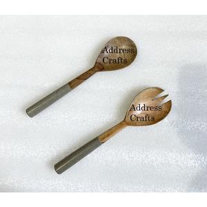 Usine En Gros Acacia Salade Serveur Ensemble Avec Poignée En Résine À La Main En Bois Salade Cuillère Fourchette Ensemble Pour La Maison Hôtel Cuisine Outils - Product Image 1