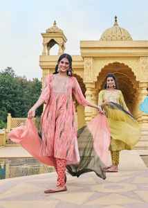 Good Quality Indian Ethnic Clothing New Fancy Naira Cut <b>Kurti</b> With Pant & Fancy Dupatta Women Wear Wholesaler From India 2024 - Product Image 4