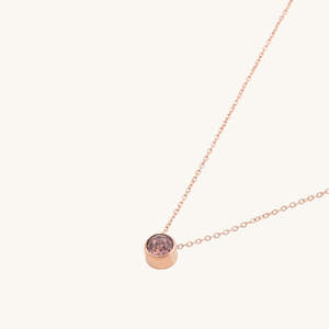 Collier délicat en pierre de naissance à changement de couleur naturelle pour femmes et filles, pendentif en argent, cadeau d'anniversaire, cadeau d'amour - Product Image 1