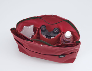 Tsuletette Casual Flyer Bag in Bag with Zipper Closure Black PVC Material 1-1.9L Capacity Unisex - Product Image 1