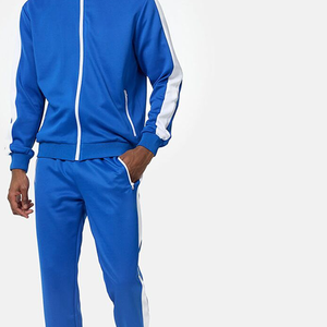 Survêtements personnalisés pour hommes avec logos Streetwear Hoodies Ensembles deux pièces Cargo Joggers Sweat à capuche Survêtement pour tous derniers modèles - Product Image 4