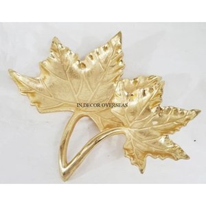 Bol de forme ronde en métal enduit de poudre de couleur blanche avec poignées de concepteur de fleurs plaquées or accessoires de service et de décoration - Product Image 6