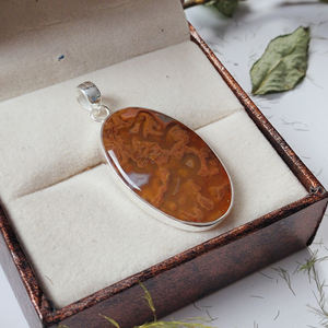 Pendentif en agate rouge du Botswana de forme ovale en argent sterling 925, vente en gros |   Fournisseur en gros de bijoux en pierres précieuses personnalisés - Product Image 5