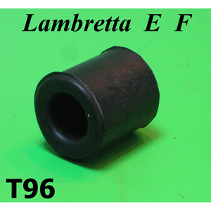 Silentbloc de suspension arrière en caoutchouc Lambretta E + F - Product Image 1