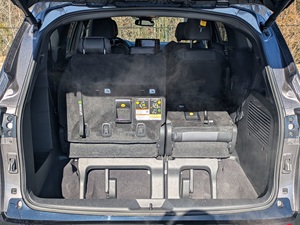 Toyota Sienna XSE 2022, Furgoneta de Pasajeros/7 Asientos, Transmisión Automática Variable, Sistema de Combustible de Gasolina, Minivan - Product Image 4