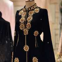 AWAIS HOUSE Robe Traditionnelle Longue à Col Montant et Manches Longues pour Adultes, Grande Taille, Légère, en Polyester, Faite à la Main, Ornée de Paillettes et de Perles