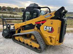 รถตักล้อยางขนาดเล็ก CAT 299D3 XE คุณภาพดี พร้อมหัวบดไม้ CAT HM418C มีสินค้าในสต็อก - Product Image 3