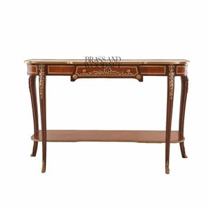 Mesa Consola Francesa de Lujo, Madera Artesanal con Estante Inferior y Elegantes Adornos de Latón, Mueble Clásico para Interiores - Product Image 2