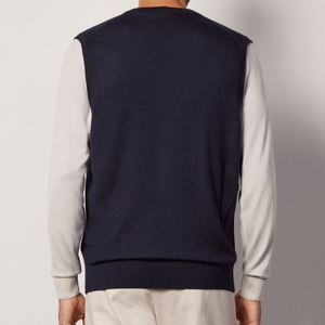 Chaleco informal de invierno de Color marino con cuello en V para hombre de Cachemira 100%, servicio directo de fábrica OEM al por mayor - Product Image 3