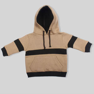 Ensemble de survêtement pour enfants confortable et au design tendance, ensemble deux pièces tendance et parfait pour les vêtements décontractés, survêtement pour enfants avec travail de panneaux - Product Image 6