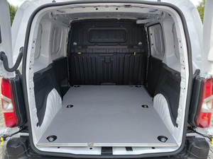 Toyota Proace City Power 2025 USADO, Motor Eléctrico de 100 kW y 136 CV, 19 1kWh, 100 km, Transmisión Automática, Volante a la Izquierda - Product Image 4