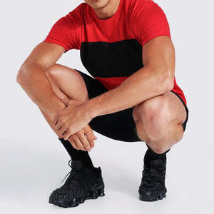 Ensemble de vêtements de sport d'été pour homme, respirant, de haute qualité, confortable, sur mesure, coupe régulière, t-shirt à manches courtes et short - Product Image 4