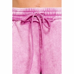 Shorts en coton 100% style streetwear avec logo personnalisé, imprimés par transfert thermique, délavés à l'acide, effet délavé au soleil pour hommes - Product Image 2