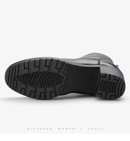 Vente en gros Bottes d'hiver Chaussures d'extérieur en coton épais isolant en peluche Bottes de neige antidérapantes et résistantes à l'usure