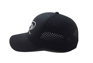 ODM Custom 2D gorras de béisbol bordadas agujeros cortados con láser ala precurvada 6 paneles gorras deportivas de rendimiento con diseño de logotipo personalizado - Product Image 3