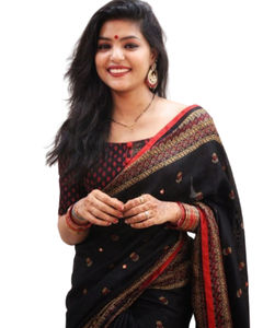 Tissu crêpe en coton avec belle impression HD de style Kalamkari Trending Bentex Zari Weaving Border pour les fêtes en soie - Product Image 1