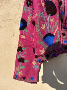 Chaqueta Suzani Rosa con Bordado a Mano TNT, Abrigo Estilo Indio Hecho a Mano, Chaqueta Boho para Mujer, Abrigo Kimono Acolchado, Chaqueta Suzani - Product Image 4