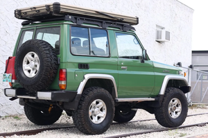 CONDUCCIÓN - VEHÍCULO USADO CON VOLANTE A LA IZQUIERDA |   CONDUCCIÓN DERECHA |   TOYOTA LAND CRUISER FZJ70 de 1993 - Product Image 5