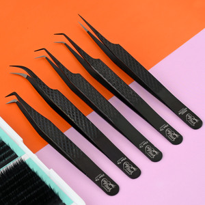 Pinza para Extensión de Pestañas con Punta de Fibra Mega Volumen, 90 Grados, Recta, para Aislamiento, Cómoda, Fácil Agarre, Herramienta Sostenible - Product Image 1