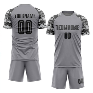 Maillot de football unisexe adulte gris personnalisé à manches courtes en tissu 100 % polyester imperméable pour le football à domicile - Product Image 1