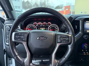 CAMIONETA PICKUP SILVERADO 1500 RST 2020 USADA EN BUEN ESTADO, MOTOR AUTOMÁTICO DE 8 VELOCIDADES, MOTOR V8 DE 5.3L Y 355 HP, VEHÍCULO DE COMBUSTIBLE FLEXIBLE - Product Image 2