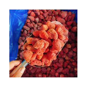 สตรอว์เบอร์รีอบแห้งแบบฟรีซดราย ชนิดเกล็ด คละรส วัตถุดิบ: ผลไม้สะอาด ใช้สำหรับ: ผลิตซีเรียล แหล่งผลิต: โรงงานในเวียดนาม - Product Image 4