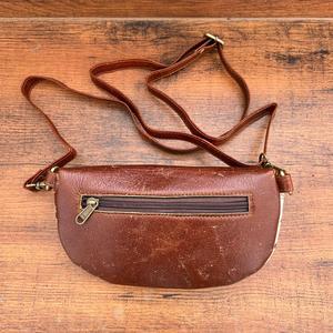 Bolso de pecho hecho a mano de cuero genuino con estampado de animales para mujer, bolso de hombro deportivo de Ciclismo de piel de vaca occidental para mujer - Product Image 6