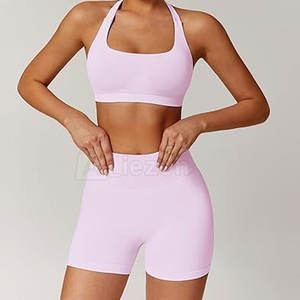 Logo personnalisé ensemble haut et short de yoga pour femmes vente en gros de haut et short de yoga pour femmes pour les marques de vêtements de sport - Product Image 1