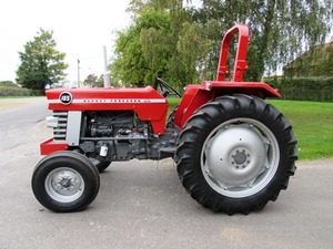 Tractor de ruedas 4x4 Massey Ferguson 165 nuevo de 20HP, 40HP, 60HP, 70HP, 90HP en venta, con motor, bomba, caja de cambios y rodamientos. - Product Image 3