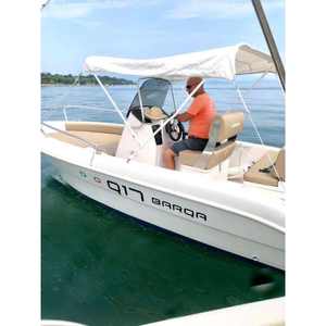 Barca a Motor Barqa Q17 NUOVA Modelo 2025 con Consola Central, Dimensiones 4.99x2.10m - Product Image 5