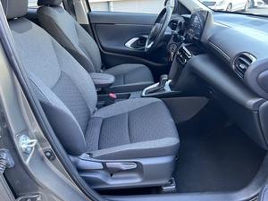 Nuevo/Usado para Toyota Yaris 2021, Transmisión Automática Híbrida, Color Bronce Óxido, SUV - Product Image 4