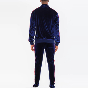 Survêtements d'hiver en velours écologique pour hommes, personnalisables en gros, avec sweat à capuche et pantalon, manches longues, couleur olive unie, poids moyen, respirants - Product Image 2