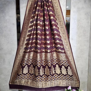 Georgette pure lourde indienne avec broderie et travail de séquence et travail de pierre de diamant robes longues avec travail de broderie Dupatta - Product Image 1