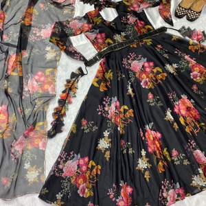 ชุดเดรสผ้าฝ้ายพิมพ์ลาย Anarkali ชาวอินเดีย - Product Image 4